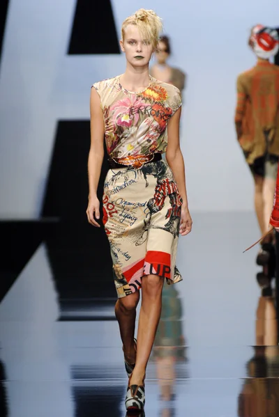 Look 4